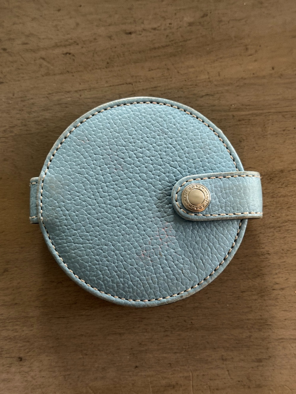 ✨VINATGE✨ Coach compact mirror with pebbled blue leather